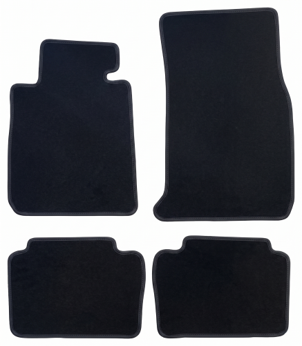 czarny-dywanik-samochodowy-welurowy-bmw-4-f32-f36.png